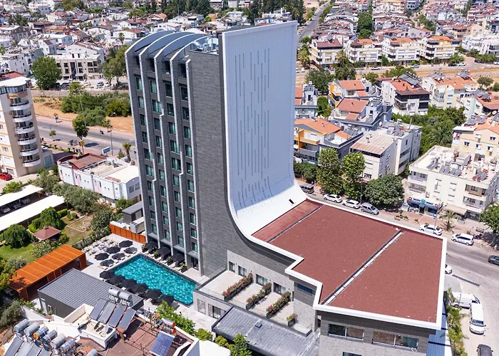 Mercure Konyaalti Hotel 4*