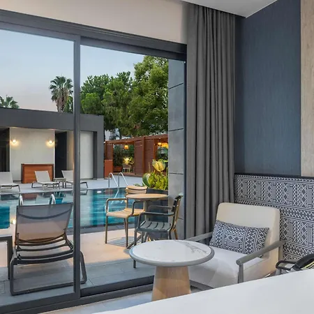 Mercure Konyaalti 4*