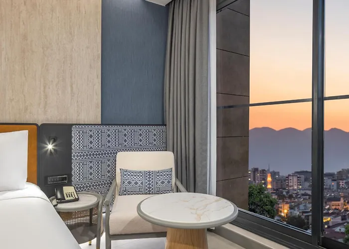 Mercure Konyaalti 4*